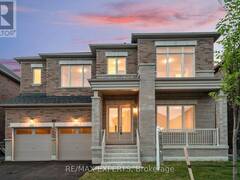 60 BUD LEGGETT CRESCENT Georgina Ontario, L4P 0S9