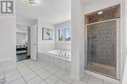 75 MCLARTY GATE | Aurora Ontario | Slide Image Thirteen