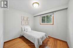 9 HISEY CRESCENT | Toronto Ontario | Slide Image Fifteen