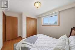 9 HISEY CRESCENT | Toronto Ontario | Slide Image Seventeen