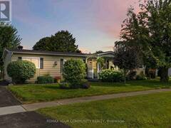 131 ROXANNA DRIVE Georgina Ontario, L0E 1R0
