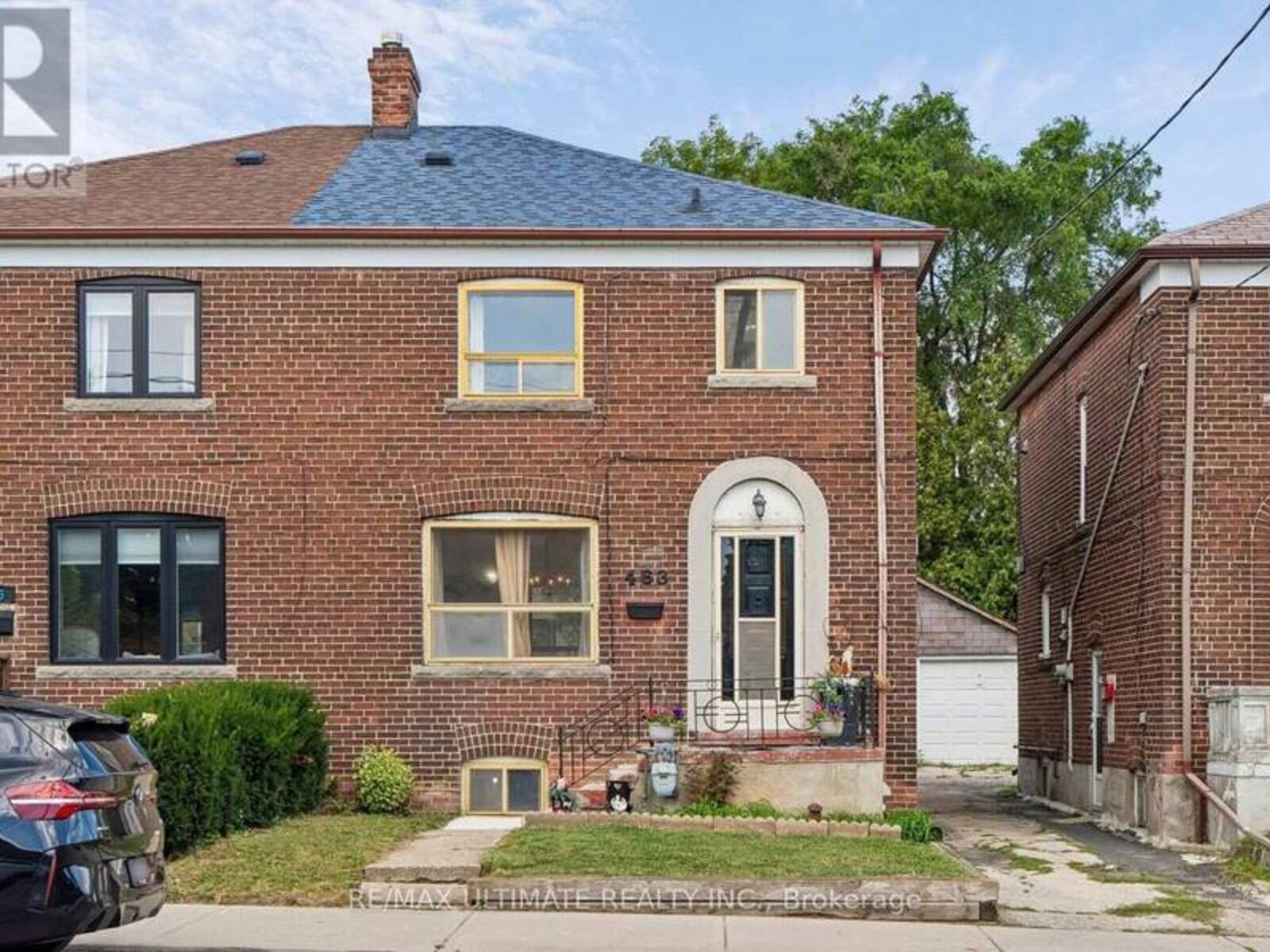 463 OAKWOOD AVENUE, Toronto, Ontario M6E 2W4