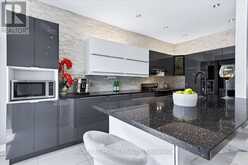 25 LONGWOOD AVENUE | Richmond Hill Ontario | Slide Image Eight