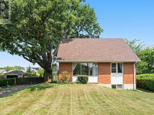 64 MCINTYRE CRESCENT Halton Hills Ontario, L7G 1N3 - 3 Bedrooms Home For Sale