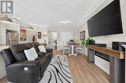 35 - 40 ZINFANDEL DRIVE | Hamilton Ontario | Slide Image Twelve
