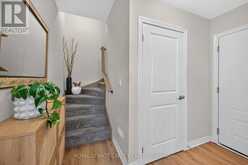 35 - 40 ZINFANDEL DRIVE | Hamilton Ontario | Slide Image Eight