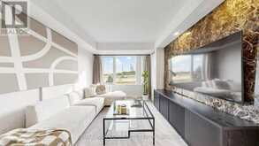 215 - 273 SOUTH PARK ROAD | Markham Ontario | Slide Image Ten