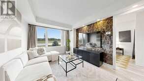 215 - 273 SOUTH PARK ROAD | Markham Ontario | Slide Image One