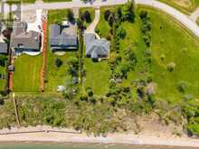 4266 BLUEPOINT DRIVE | Plympton-Wyoming Ontario | Slide Image Four