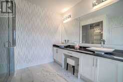 125 GARDINER DRIVE N | Bradford West Gwillimbury Ontario | Slide Image Nineteen