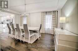 125 GARDINER DRIVE N | Bradford West Gwillimbury Ontario | Slide Image Five