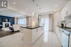 125 GARDINER DRIVE N | Bradford West Gwillimbury Ontario | Slide Image Nine