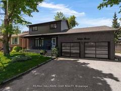 17 WALKER AVENUE Orillia Ontario, L3V 6G8