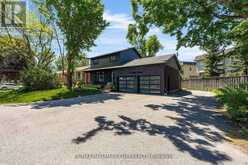 17 WALKER AVENUE | Orillia Ontario | Slide Image Two
