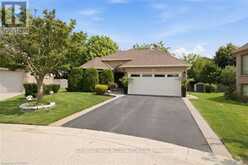 37 MC INTOSH COURT | Brantford Ontario | Slide Image One