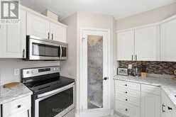 65 WELLINGTON SOUTH | Cambridge Ontario | Slide Image Ten