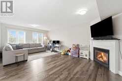 65 WELLINGTON SOUTH | Cambridge Ontario | Slide Image Three