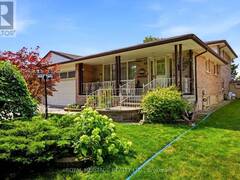 394 AMSTEL COURT Oshawa Ontario, L1G 2J8