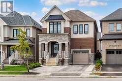 87 CARONDALE SQUARE | East Gwillimbury Ontario | Slide Image One