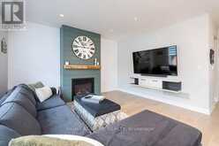 87 CARONDALE SQUARE | East Gwillimbury Ontario | Slide Image Six