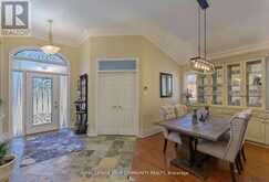 158 LEGENDARY TRAIL | Whitchurch-Stouffville Ontario | Slide Image Fifteen