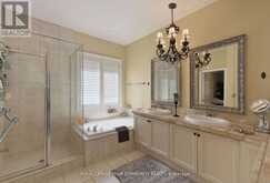 158 LEGENDARY TRAIL | Whitchurch-Stouffville Ontario | Slide Image Twenty-two