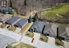 158 LEGENDARY TRAIL | Whitchurch-Stouffville Ontario | Slide Image Three