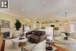 158 LEGENDARY TRAIL | Whitchurch-Stouffville Ontario | Slide Image Seven