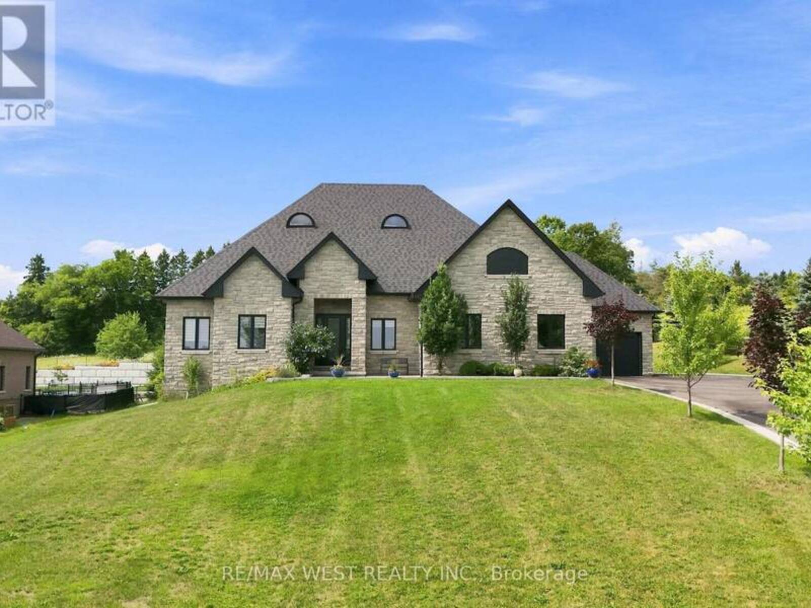 9450 WELLINGTON ROAD 124, Erin, Ontario N0B 1T0