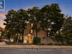1 QUARRY COURT Toronto Ontario, M4J 5A6