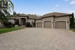 18 LLOYD COOK DRIVE W | Barrie Ontario | Slide Image Four