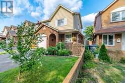 152 WEYBRIDGE TRAIL | Brampton Ontario | Slide Image Two