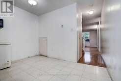 207 - 135 LEEWARD GLENWAY | Toronto Ontario | Slide Image Nineteen