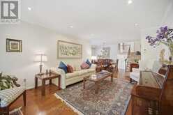 17 WELLESBOURNE CRESCENT | Toronto Ontario | Slide Image Eight