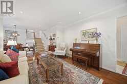 17 WELLESBOURNE CRESCENT | Toronto Ontario | Slide Image Nine