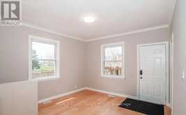 1 MCINTOSH STREET | Toronto Ontario | Slide Image Nine