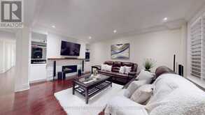 223 LENNOX AVENUE | Richmond Hill Ontario | Slide Image Thirty-nine