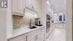 223 LENNOX AVENUE | Richmond Hill Ontario | Slide Image Nine