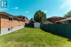 330 HICKORY CIRCLE | Oakville Ontario | Slide Image Thirty-four