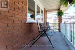 330 HICKORY CIRCLE | Oakville Ontario | Slide Image Seven