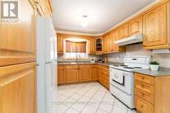 330 HICKORY CIRCLE | Oakville Ontario | Slide Image Eight