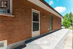 330 HICKORY CIRCLE | Oakville Ontario | Slide Image Twenty