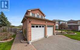 915 CATSKILL DRIVE E | Oshawa Ontario | Slide Image Three