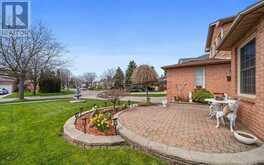 915 CATSKILL DRIVE E | Oshawa Ontario | Slide Image Five