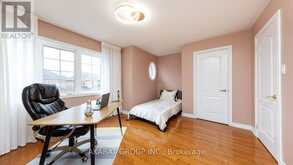 28 SAINT JAMES AVENUE | Vaughan Ontario | Slide Image Twenty-two