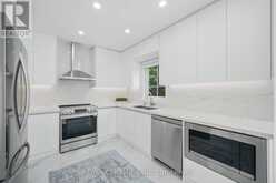 95 HUDSON DRIVE | Vaughan Ontario | Slide Image Twelve