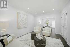 95 HUDSON DRIVE | Vaughan Ontario | Slide Image Nine
