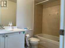 13 EASTWIND DRIVE | Whitchurch-Stouffville Ontario | Slide Image Thirteen