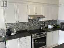 13 EASTWIND DRIVE | Whitchurch-Stouffville Ontario | Slide Image Seven