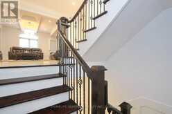 4 BYNG AVENUE | Toronto Ontario | Slide Image Thirty-five